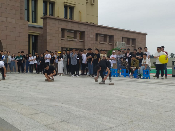 1559183456743847.png 6.png